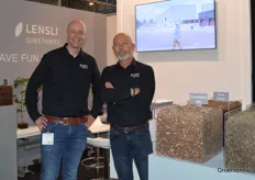 Patrick Winkelman and Wim Veninga of Lensli Substrates. There were various substrate mixes on the stand to see and feel.
